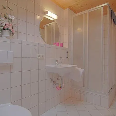 Oberreiterhof Farm stay Bad Wiessee